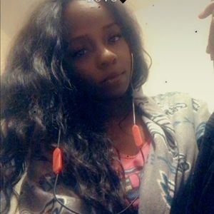 Meet your Posher, Latoya